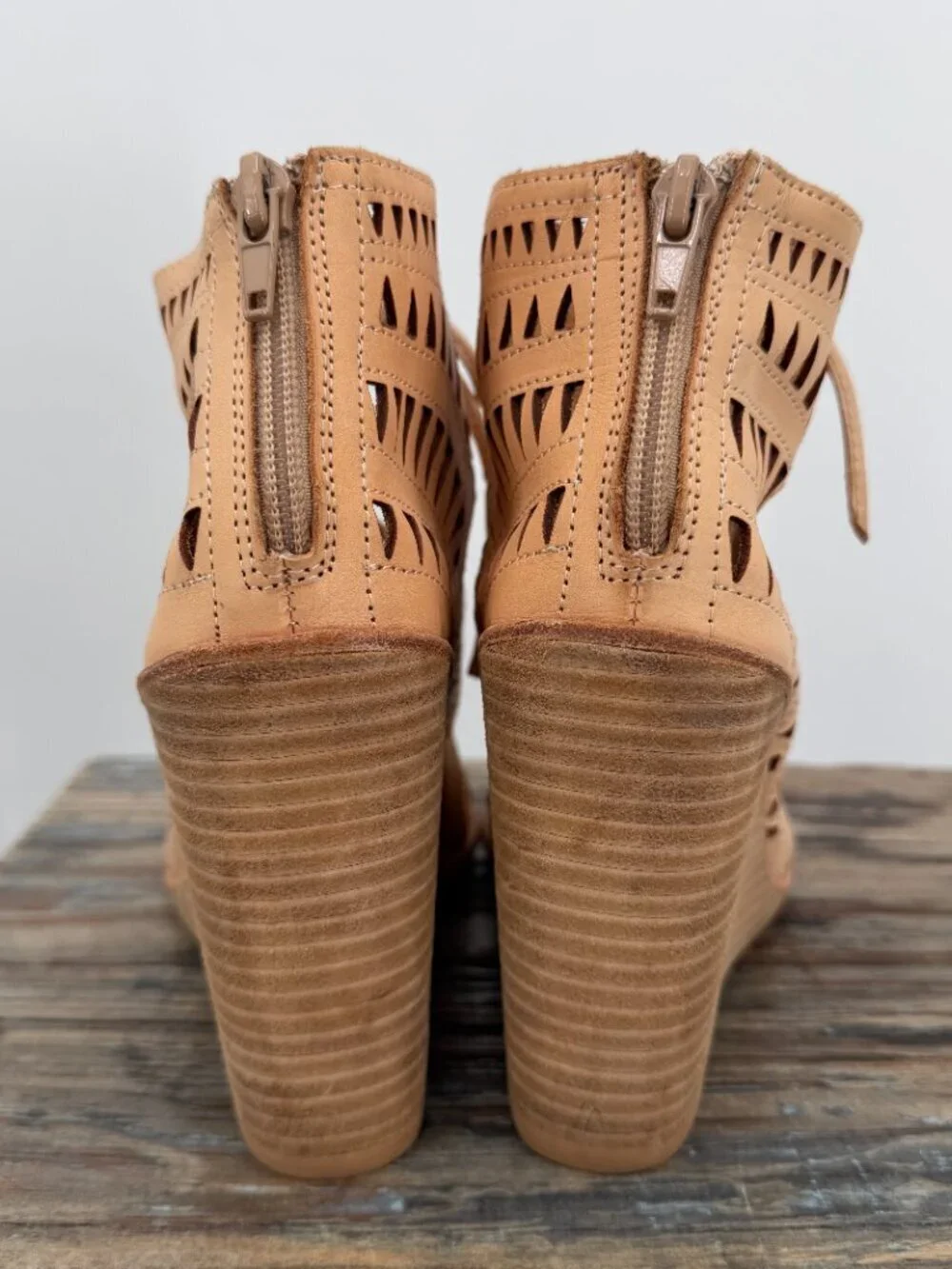 Jeffrey Campbell Tan Leather Cutout Wedge Heels Lace Up Peep Toe Size 7.5